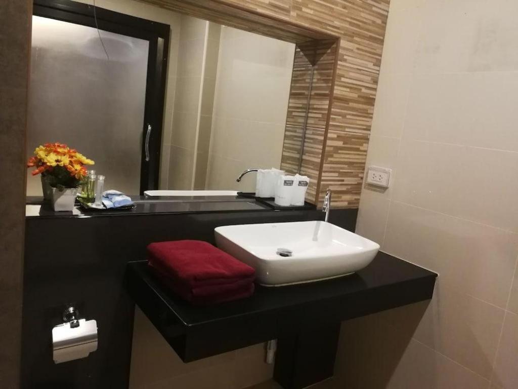 Nutchana Hill Boutique Hotel Hat Yai Esterno foto